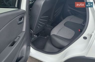 Внедорожник / Кроссовер Renault Captur 2019 в Одессе