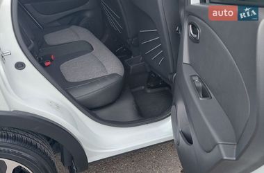 Внедорожник / Кроссовер Renault Captur 2019 в Одессе