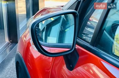 Внедорожник / Кроссовер Renault Captur 2016 в Харькове