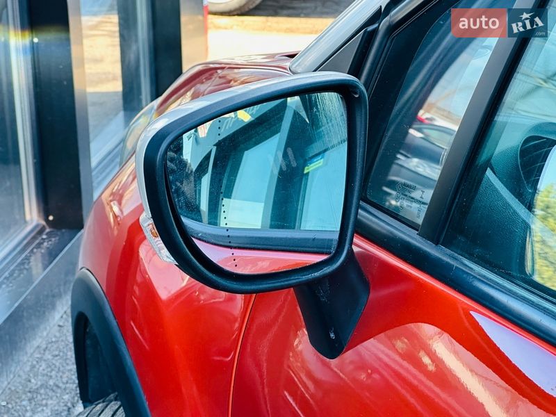 Внедорожник / Кроссовер Renault Captur 2016 в Харькове