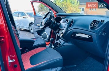 Внедорожник / Кроссовер Renault Captur 2016 в Харькове