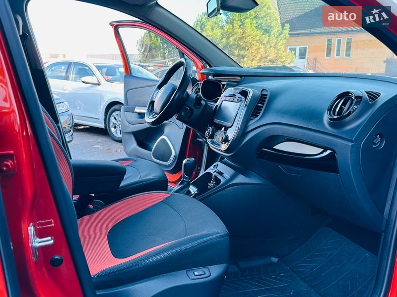 Внедорожник / Кроссовер Renault Captur 2016 в Харькове