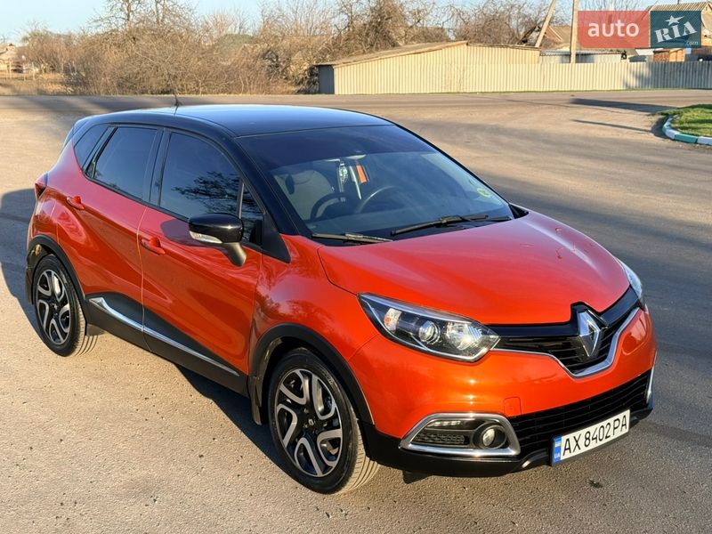 Внедорожник / Кроссовер Renault Captur 2015 в Краснограде