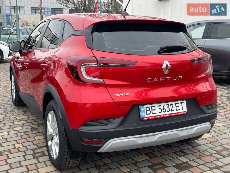 Внедорожник / Кроссовер Renault Captur 2021 в Николаеве