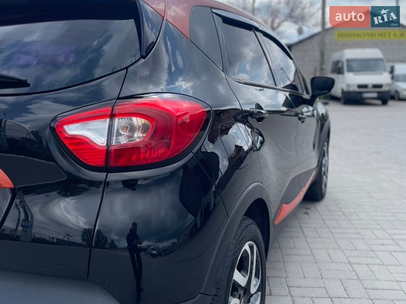 Позашляховик / Кросовер Renault Captur 2015 в Запоріжжі