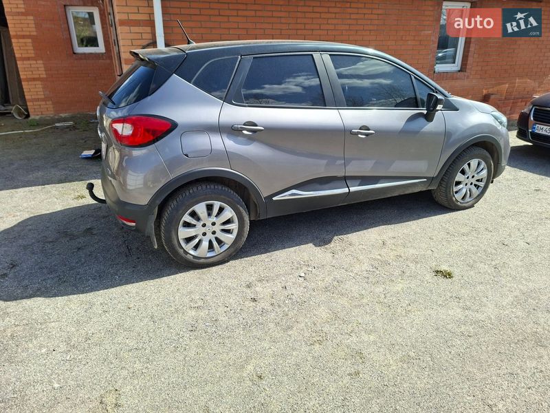 Позашляховик / Кросовер Renault Captur 2016 в Житомирі