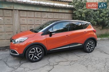 Внедорожник / Кроссовер Renault Captur 2015 в Киеве