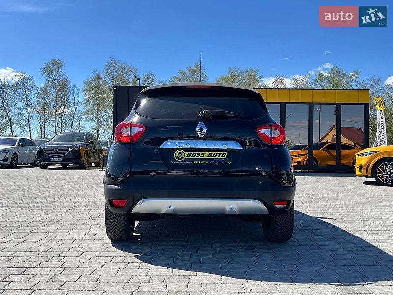 Позашляховик / Кросовер Renault Captur 2015 в Івано-Франківську