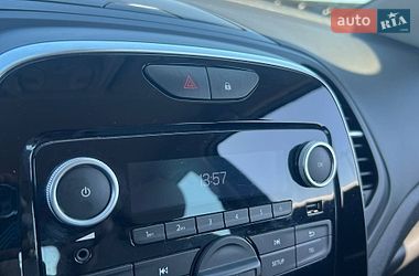Внедорожник / Кроссовер Renault Captur 2019 в Одессе