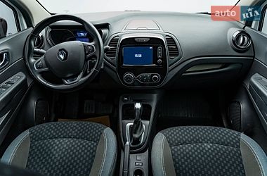 Внедорожник / Кроссовер Renault Captur 2019 в Киеве