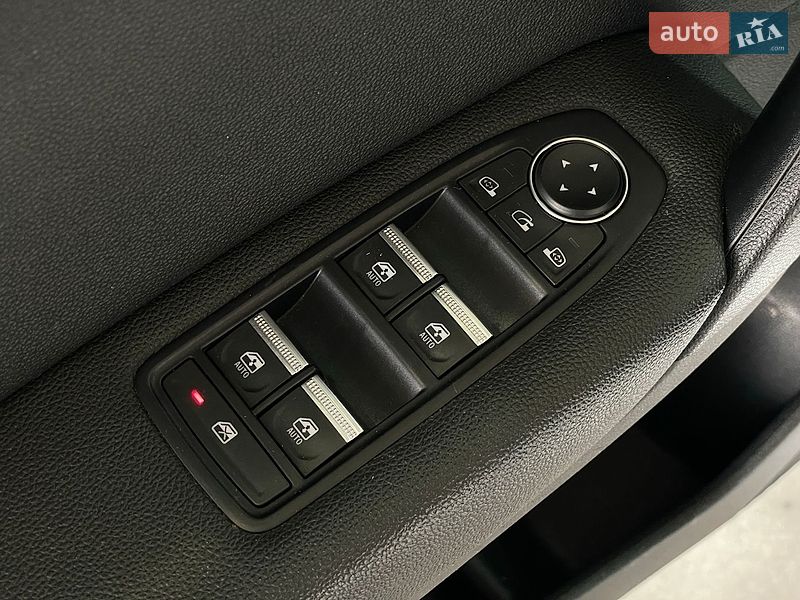 Внедорожник / Кроссовер Renault Captur 2021 в Одессе