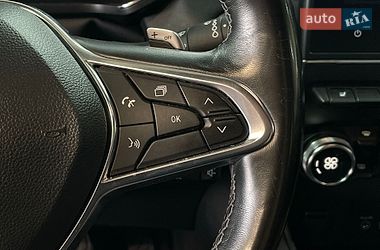 Внедорожник / Кроссовер Renault Captur 2021 в Одессе