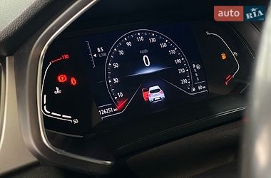 Внедорожник / Кроссовер Renault Captur 2021 в Одессе