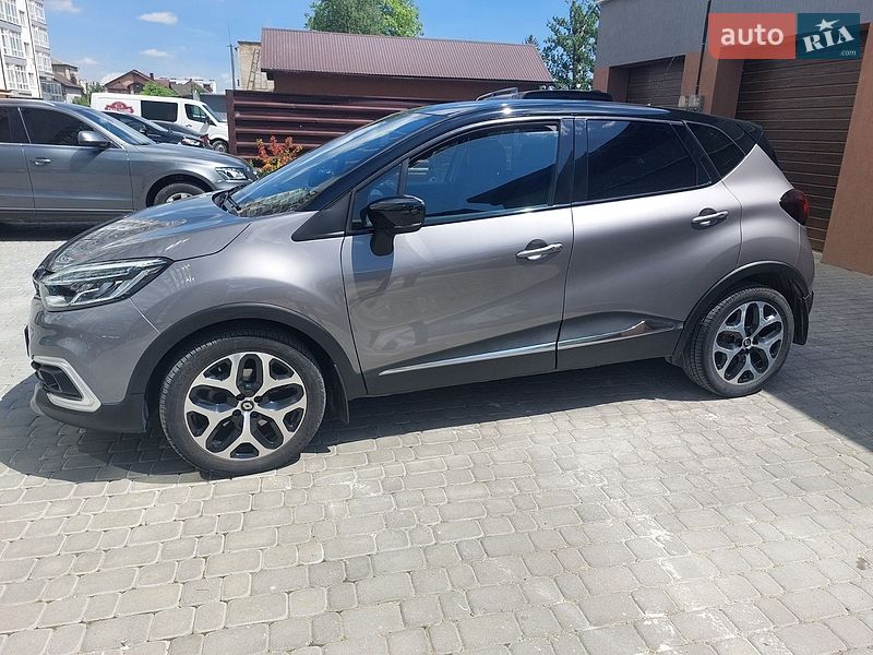 Позашляховик / Кросовер Renault Captur 2019 в Івано-Франківську