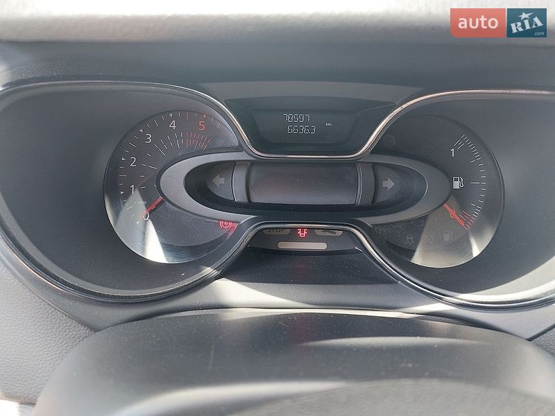 Позашляховик / Кросовер Renault Captur 2019 в Івано-Франківську