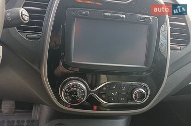 Внедорожник / Кроссовер Renault Captur 2017 в Ивано-Франковске