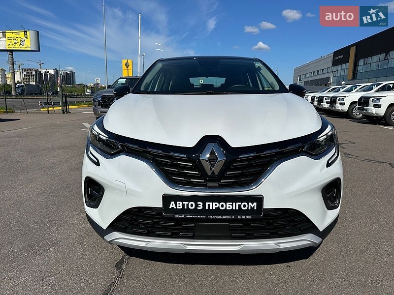 Внедорожник / Кроссовер Renault Captur 2024 в Киеве