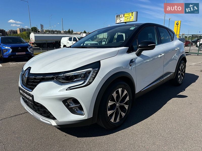 Внедорожник / Кроссовер Renault Captur 2024 в Киеве