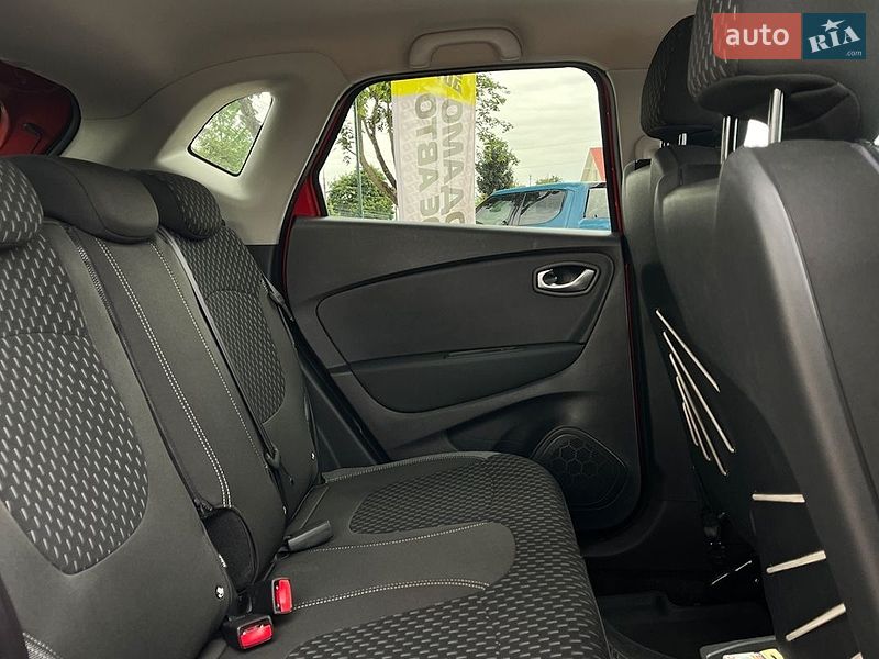 Позашляховик / Кросовер Renault Captur 2019 в Коломиї