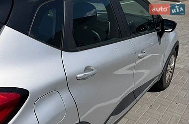 Внедорожник / Кроссовер Renault Captur 2014 в Львове