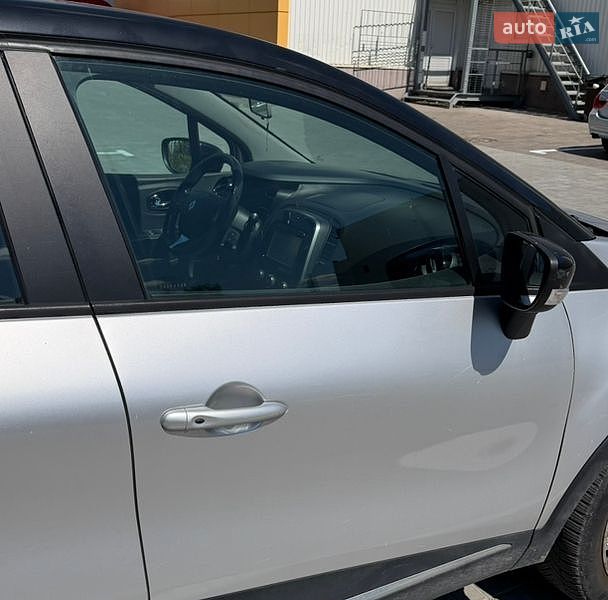 Внедорожник / Кроссовер Renault Captur 2014 в Львове