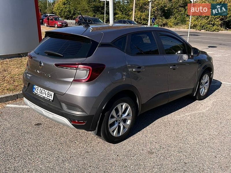 Внедорожник / Кроссовер Renault Captur 2021 в Днепре