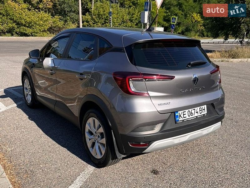 Внедорожник / Кроссовер Renault Captur 2021 в Днепре