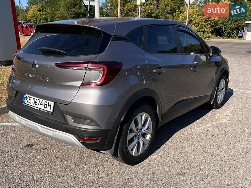 Внедорожник / Кроссовер Renault Captur 2021 в Днепре