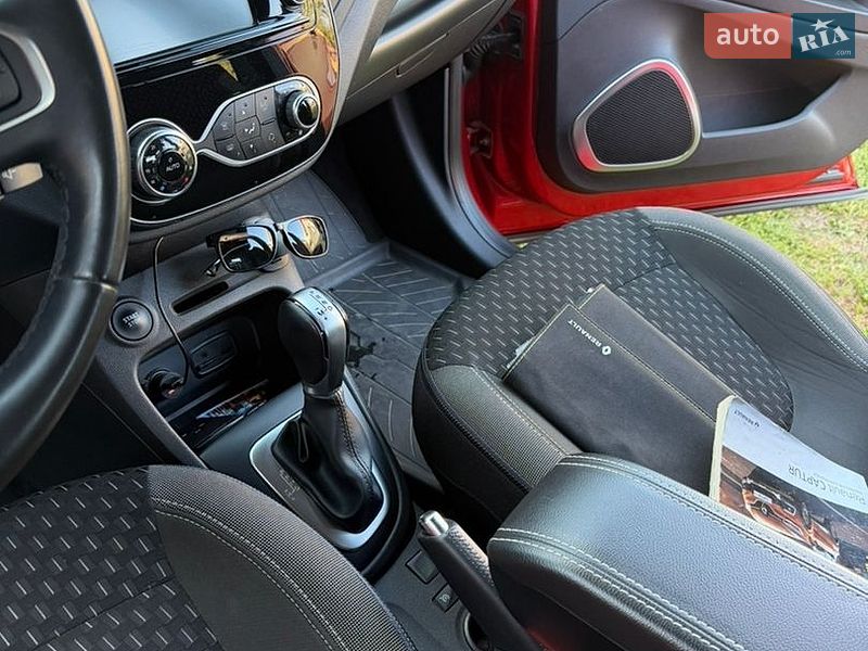 Позашляховик / Кросовер Renault Captur 2019 в Львові фото 11 Позашляховик / Кросовер Renault Captur 2019 в Львові