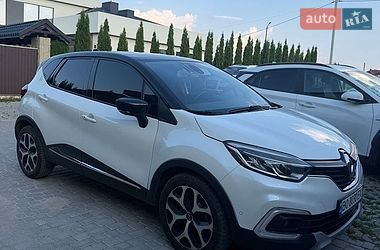 Внедорожник / Кроссовер Renault Captur 2019 в Тернополе