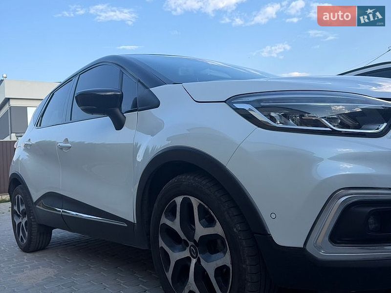 Внедорожник / Кроссовер Renault Captur 2019 в Тернополе