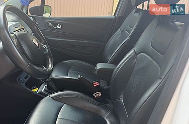Внедорожник / Кроссовер Renault Captur 2019 в Тернополе