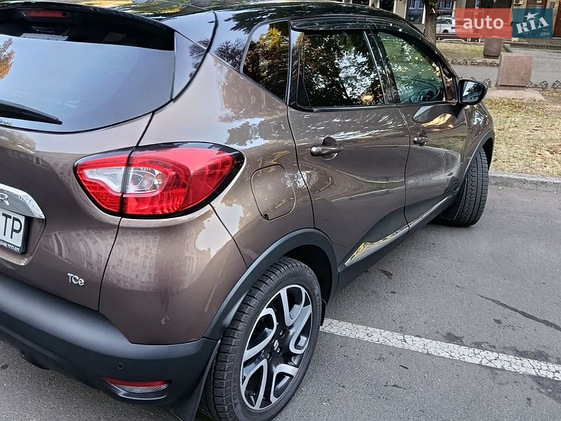 Внедорожник / Кроссовер Renault Captur 2015 в Одессе фото 6 Внедорожник / Кроссовер Renault Captur 2015 в Одессе