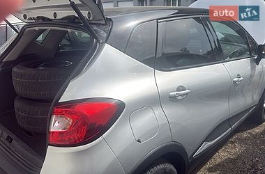 Внедорожник / Кроссовер Renault Captur 2016 в Львове