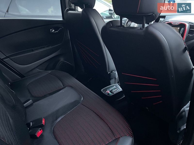 Внедорожник / Кроссовер Renault Captur 2016 в Львове