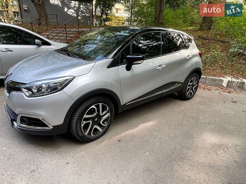Внедорожник / Кроссовер Renault Captur 2016 в Львове