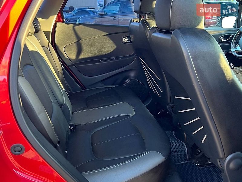 Позашляховик / Кросовер Renault Captur 2015 в Житомирі фото 20 Позашляховик / Кросовер Renault Captur 2015 в Житомирі