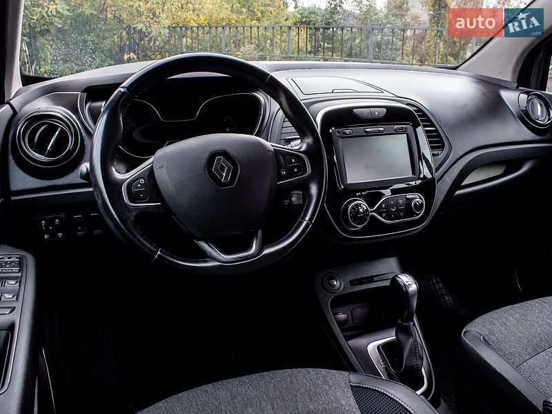 Внедорожник / Кроссовер Renault Captur 2019 в Львове