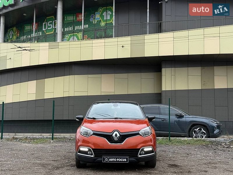 Внедорожник / Кроссовер Renault Captur 2015 в Киеве