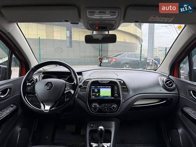 Внедорожник / Кроссовер Renault Captur 2015 в Киеве