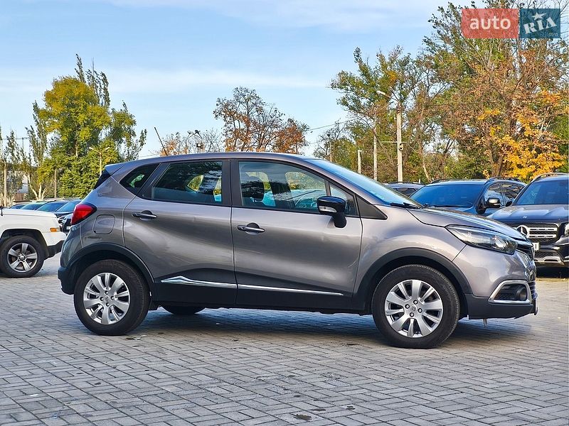 Внедорожник / Кроссовер Renault Captur 2016 в Днепре фото 9 Внедорожник / Кроссовер Renault Captur 2016 в Днепре
