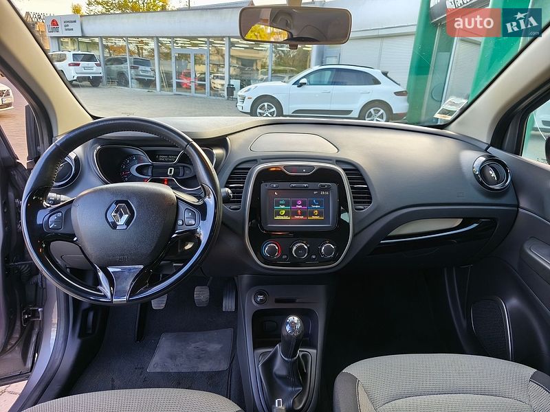 Внедорожник / Кроссовер Renault Captur 2016 в Днепре фото 15 Внедорожник / Кроссовер Renault Captur 2016 в Днепре