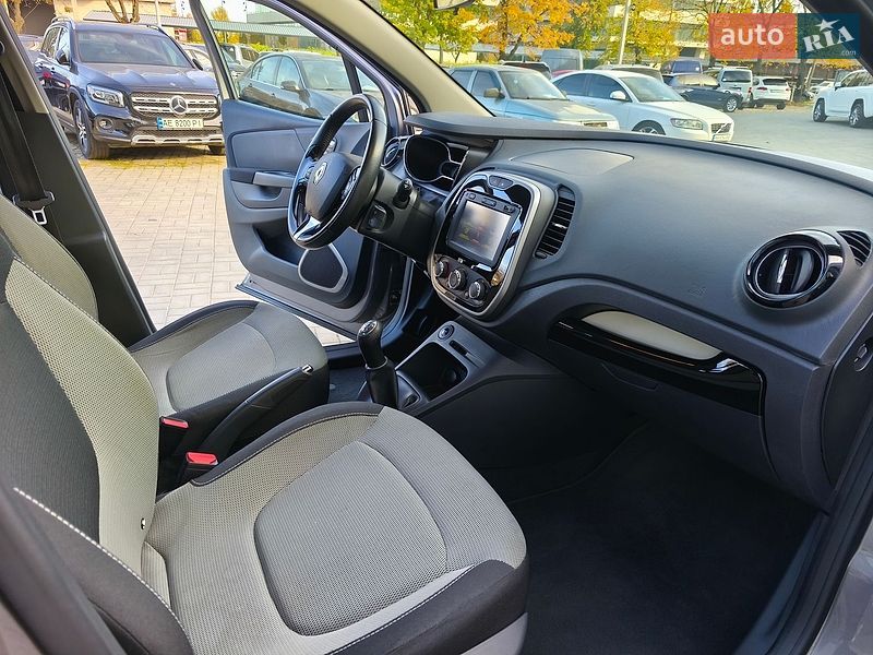 Внедорожник / Кроссовер Renault Captur 2016 в Днепре фото 14 Внедорожник / Кроссовер Renault Captur 2016 в Днепре