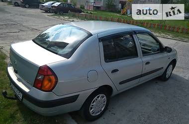 Седан Renault Clio Symbol 2002 в Чернигове