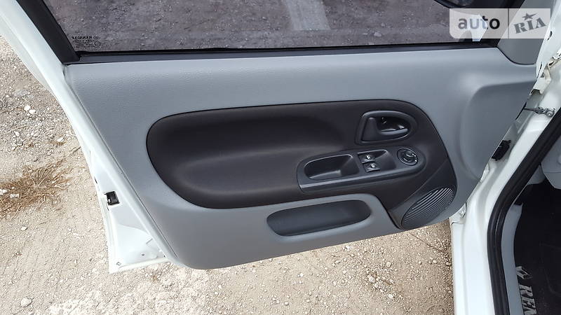 Седан Renault Clio Symbol 2007 в Кривом Роге