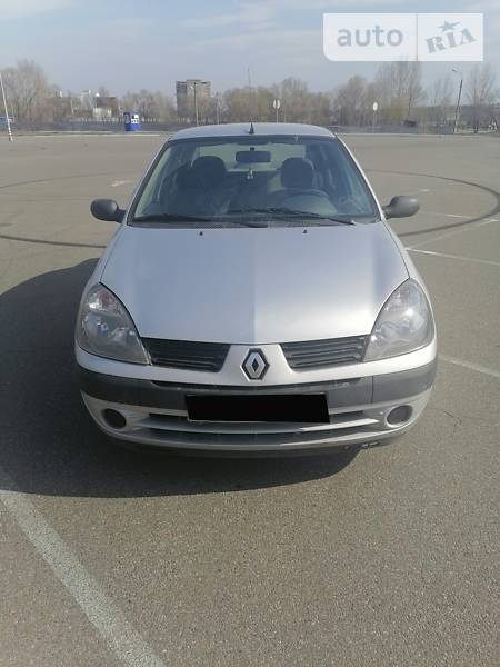 Седан Renault Clio Symbol 2005 в 