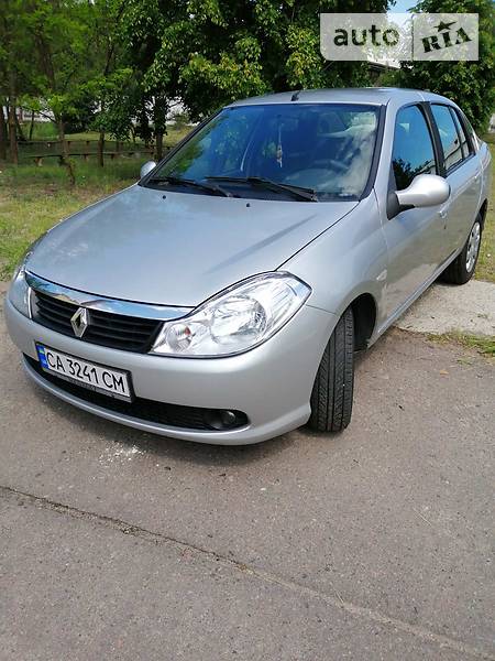 Седан Renault Clio Symbol 2010 в Черкассах