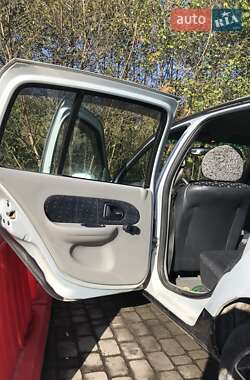 Седан Renault Clio Symbol 2003 в Львове