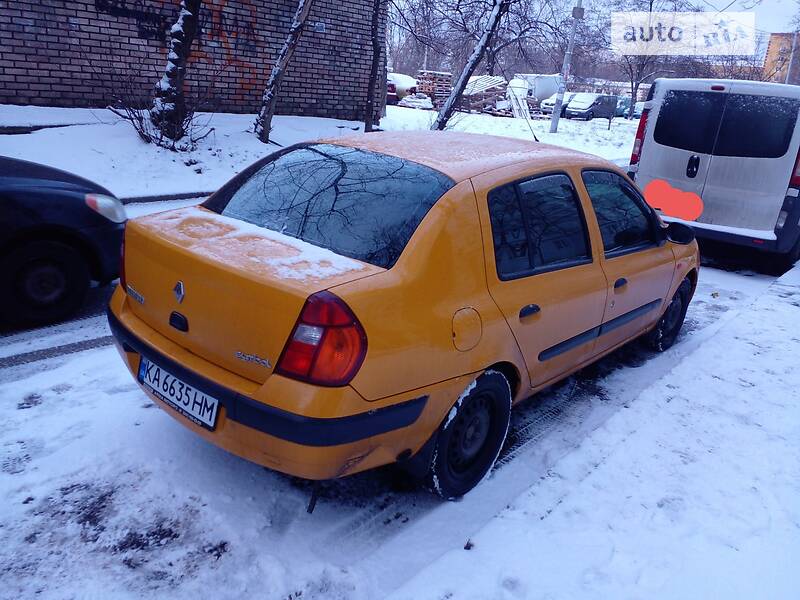 Седан Renault Clio Symbol 2003 в Киеве