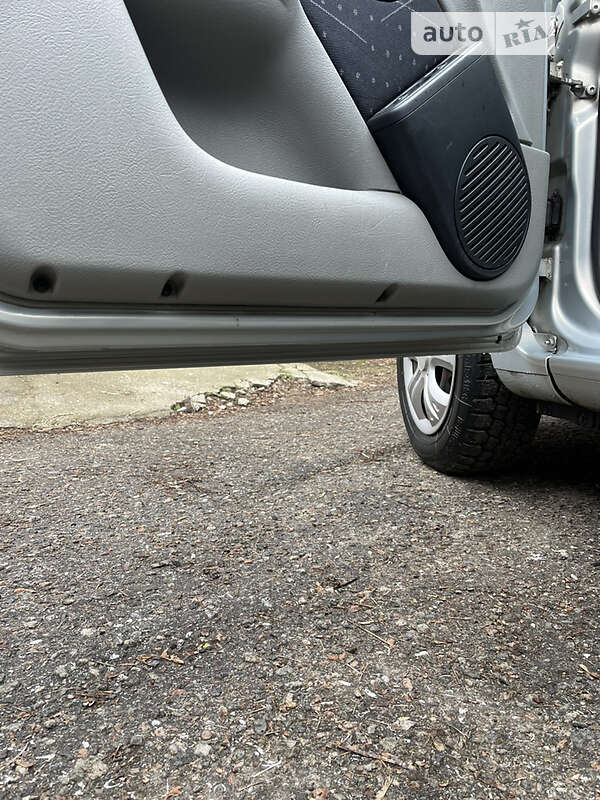 Седан Renault Clio Symbol 2003 в Одессе